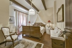 Relais-Lalla-2204