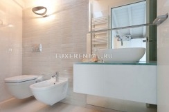 11491-bathroom-3-smaller-villa