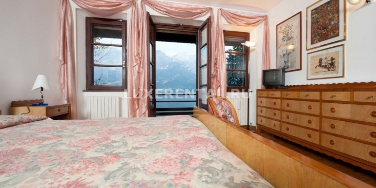 11511-view-from-double-bedroom-main-villa