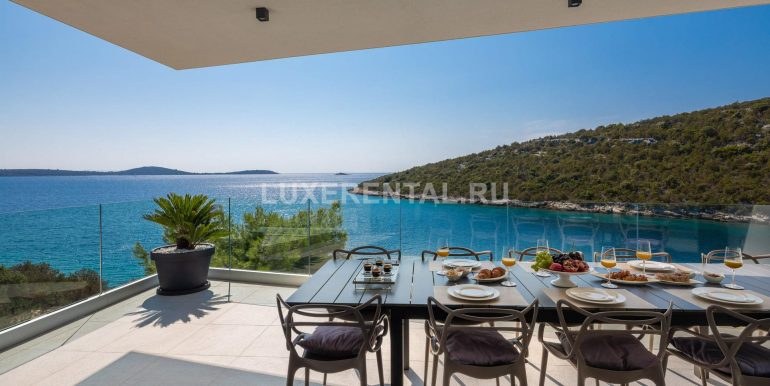 Villa Mar by Croatia Finest Holidays adriatic sea, Croatia, Croatia Finest Holidays, dalmatia, Holiday, luxury holidays, Sea, Sun (17)