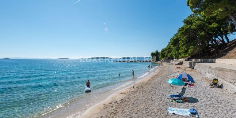 sandy beach Mare Orebic (1)