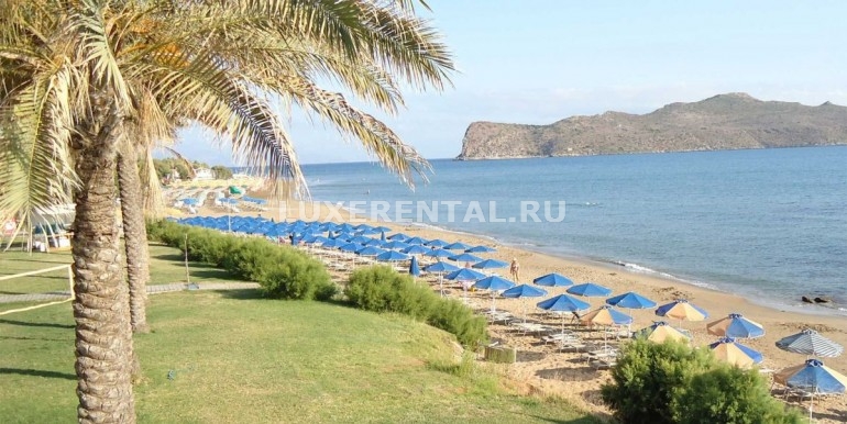 Agia-Marina-beach-5