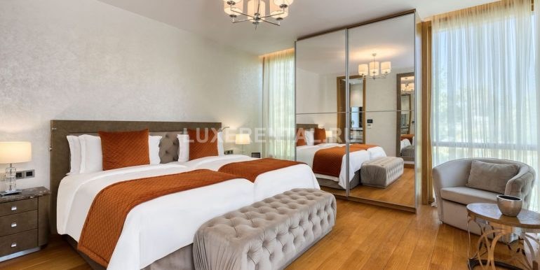 Parklane Limassol - Accommodation - 3bed Villa - Bedroom Twin LR