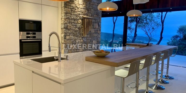 Kitchen-Boka-Rock-scaled