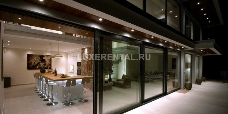 Kitchen-night