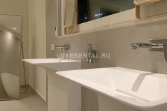 Master-Bathroom-sinks