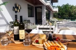 Wine-with-beautiful-view-at-the-Boka-Bay