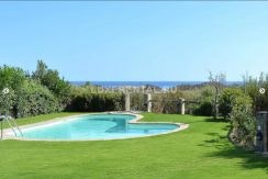 Вилла Кия люкс с бассейном и садом 5 спален 4 ванных 1 км от пляжа-007