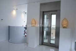 Modern style villa for rent on the first sea line-065