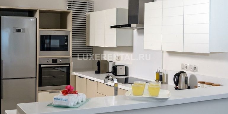 beachfront-3-bedroom---fully-equipped-kitchen_14529443050_o_1