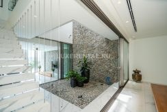 Alté_Hallway_01